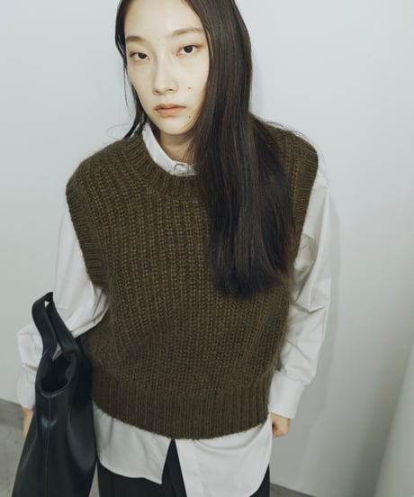 【FINE】mohair & wool crew neck vest/3color