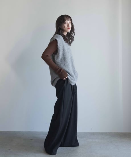V neck shaggy knit vest/2color