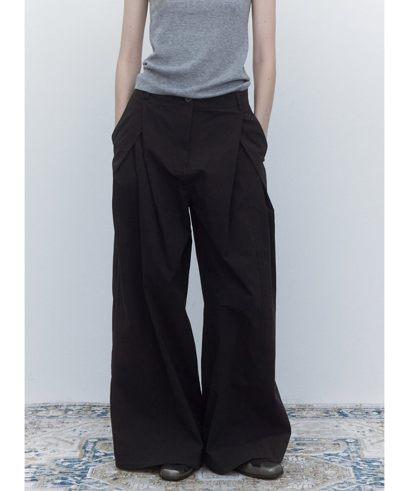 FORFORMO/タグ付き✨ Stretch Tuck Pants 　ブラック FORFORMO（フォルフォルモ） | Stretch Tuck Pants | 723309