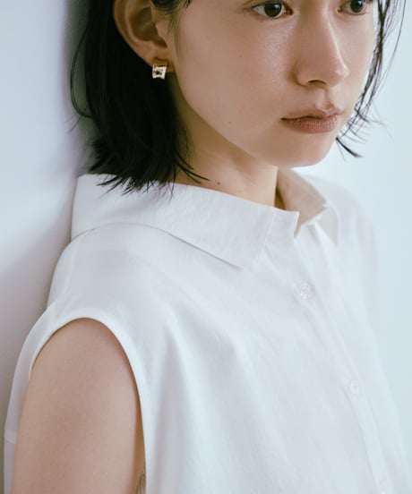 soft sleeveless airy blouse
