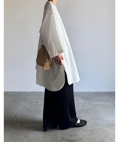 【FINE】back button tunic shirt