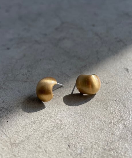 oval petite pierce
