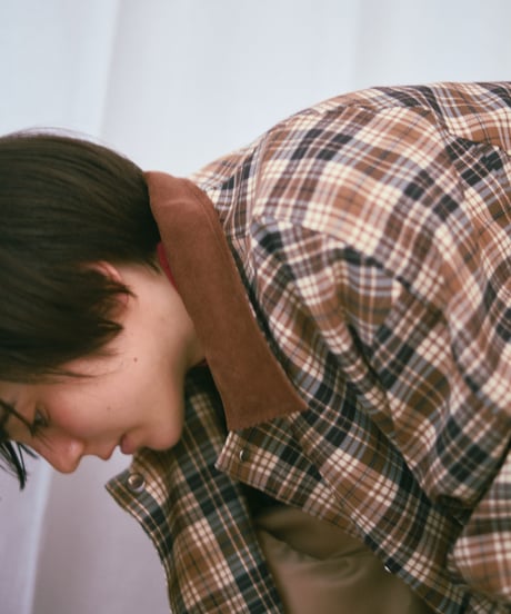 check soutien collar coat