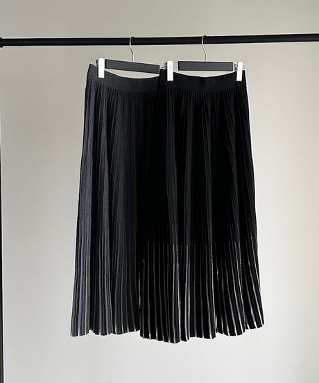 【FINE】metallic hem pleats knit SK/2color