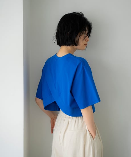 back cross open T-shirt