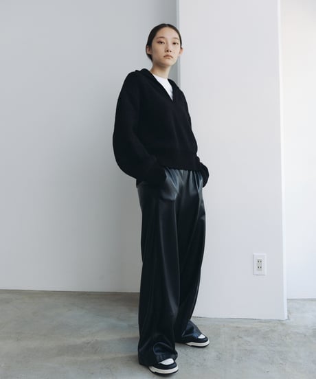 【FINE】synthetic leather wide pants /2size/2color