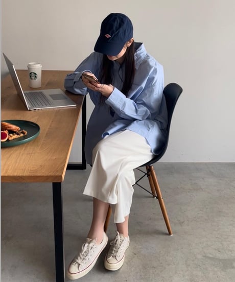 oversized blue shirt