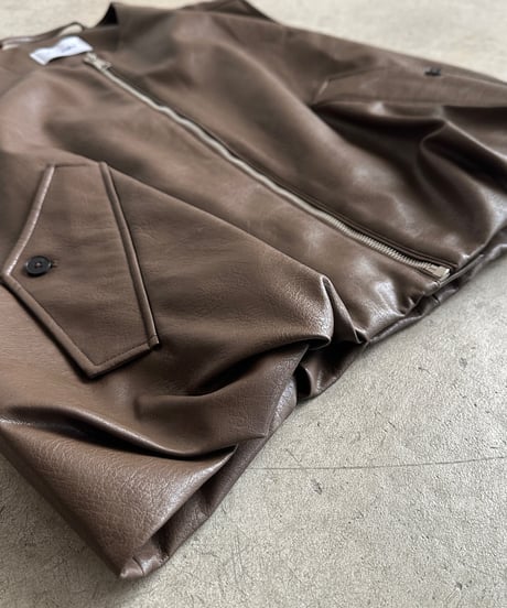 synthetic leather vest/2color