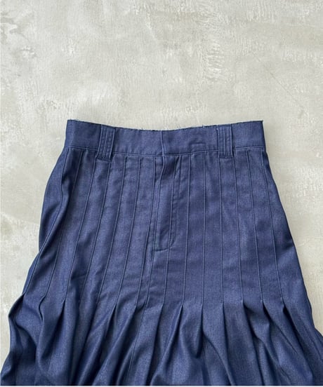 distressed detail pleated skirt / 2color / 2size