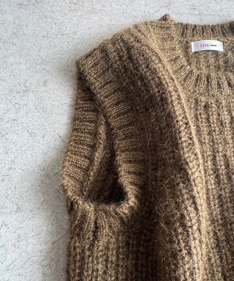 【FINE】mohair & wool crew neck vest/3color