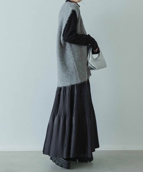 V neck shaggy knit vest/2color