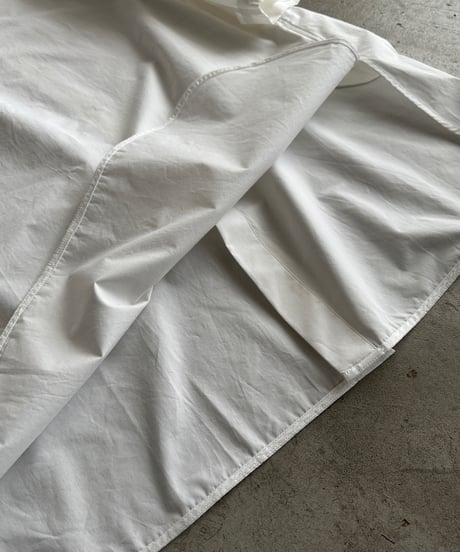 【FINE】back button tunic shirt
