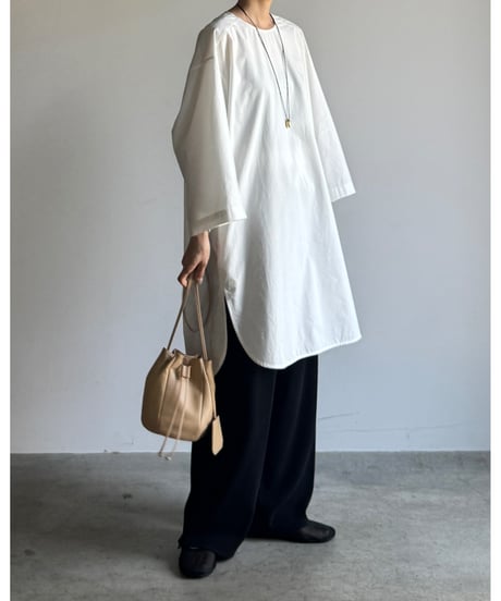 【FINE】back button tunic shirt