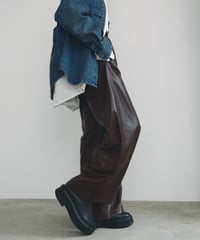 【FINE】synthetic leather wide pants /2size/2color