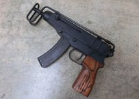 受注　マルゼン　vz61用　ウッドグリップ製作
