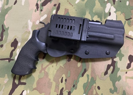 タナカ　S&W M327　M&P R8　5インチ w/XC-1タイプライト用Kydex®ホルスター　BK