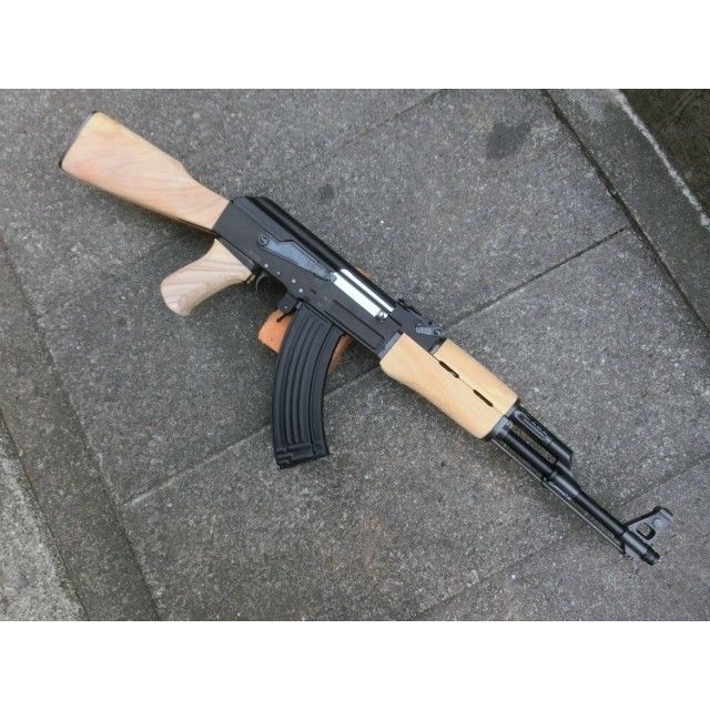 東京マルイ　AK-47　木製ハンドガード・ストック AK47（マルイ製次世代用）木製ハンドガード2点セット。