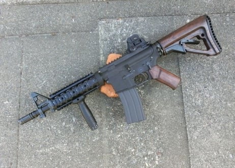 受注　マルイ　M4 GBBシリーズ用　ウッドグリップ製作