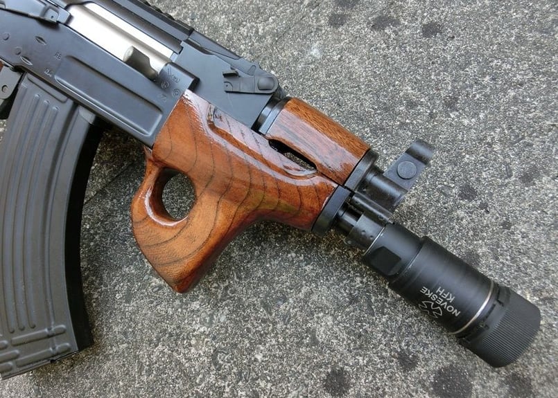 和楽器 AK47 DENIX デニックス AK-47アサルトライフル 折り曲げ床尾付 1097