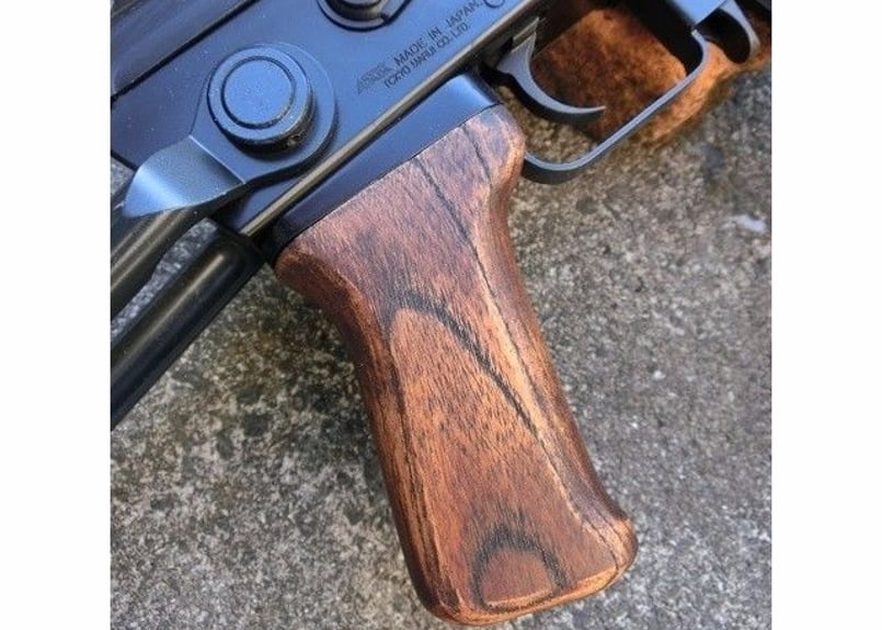 受注 スタンダードAKシリーズ用 ノーマルウッドグリップ製作