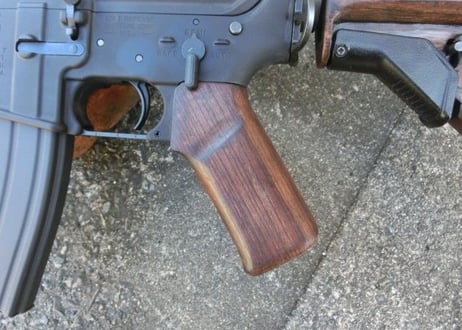 受注　マルイ　M4 GBBシリーズ用　ウッドグリップ製作