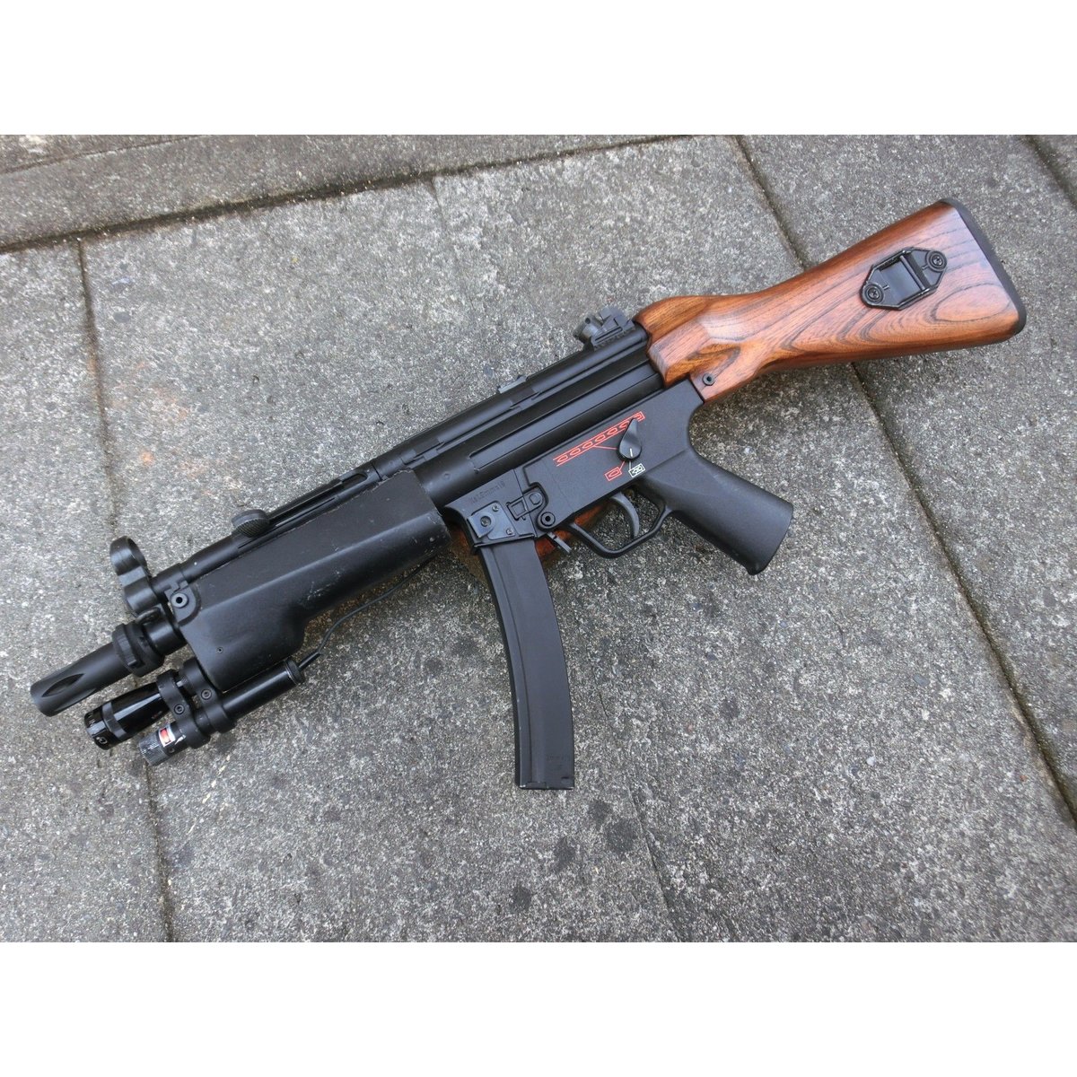 ROD技研 M4 MP5 ストック 木製　電動ガン インドア UAB ROD技研 M4 MP5 ストック 木製 電動ガン インドア UAB