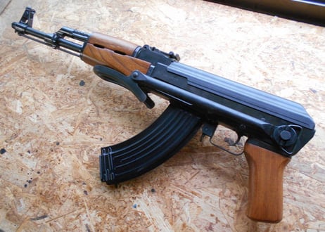 受注　マルイ次世代AK47・AKS47シリーズ用ノーマルウッドグリップ製作