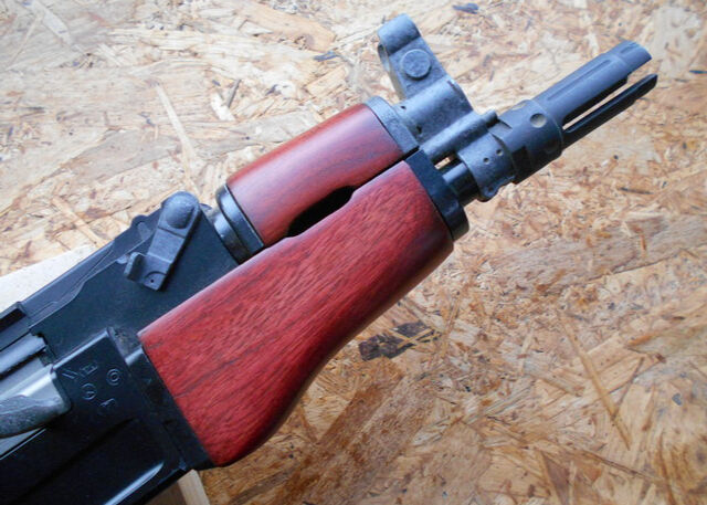 受注 AK47βスペツナズ・AK47HC用47タイプウッドハンドガード製作