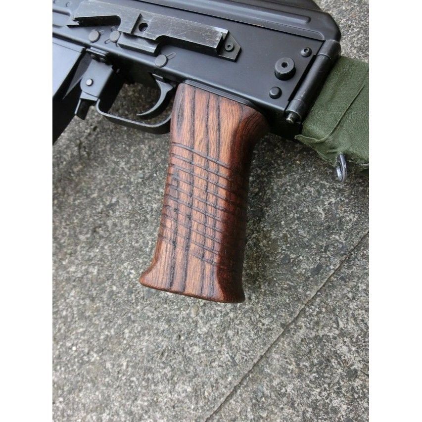 受注 次世代AKS74シリーズ用 SAWタイプウッドグリップ製作