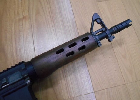 受注　マルイM4MWS用ADARタイプ ショートウッドハンドガード製作