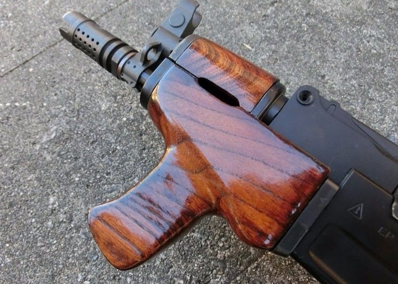 受注 AK47βスペツナズ・AK47HC用AIMSタイプウッドハンドガード製作