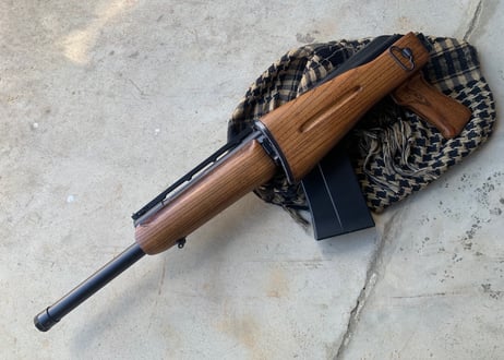受注 東京マルイSAIGA12K用ウッドグリップ製作
