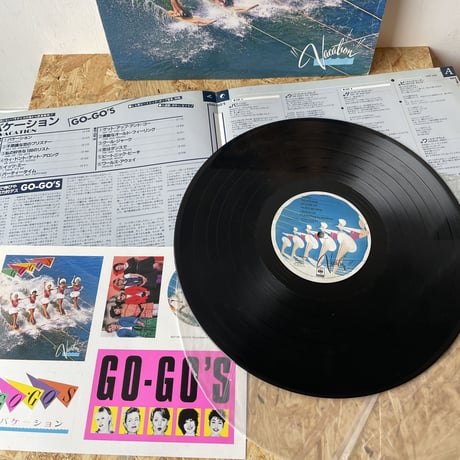 GO-GO'S / Vacation = バケーション
