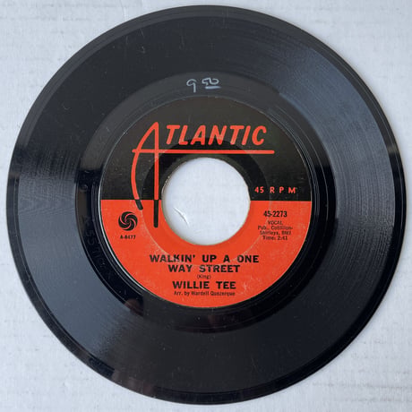 WILLIE TEE / Walkin' Up A One Way Street