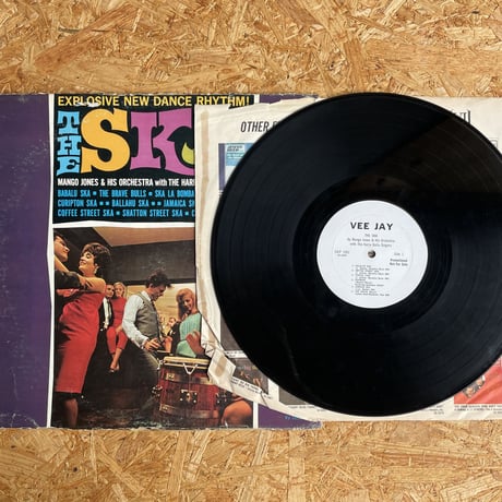 MANGO JONES & HIS ORCHESTRA WITH HARRY BALLU SINGERS / The Ska