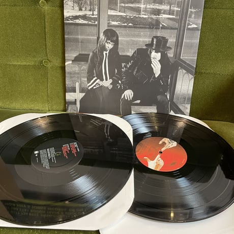 THE WHITE STRIPES / Get Behind Me Satan