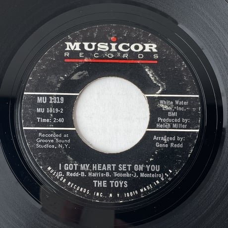 THE TOYS / Sealed With A Kiss