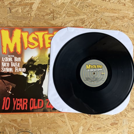 MISTERIO / 10 Year Old Zombie