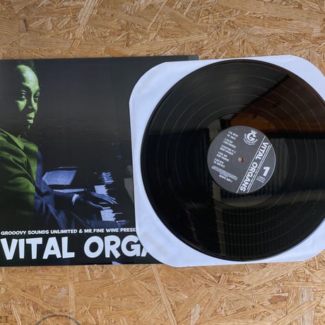 V.A. / Grooovy Sounds Unlimited & Mr Fine Wine Present Vital Organs