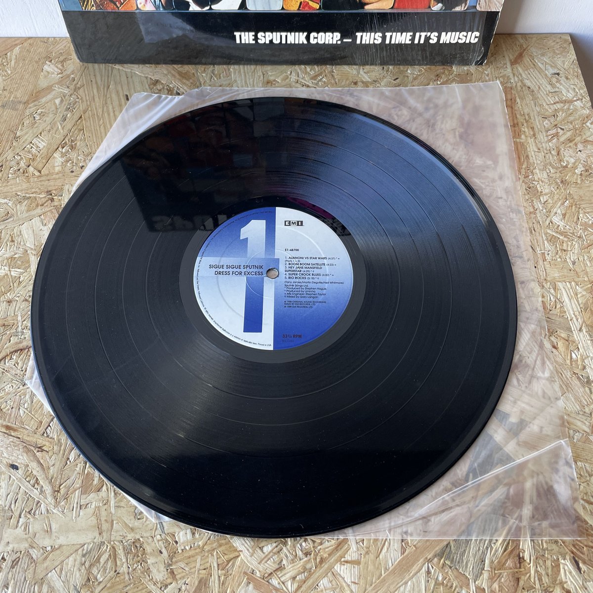 SIGUE SIGUE SPUTNIK / Dress For Excess | Oscill