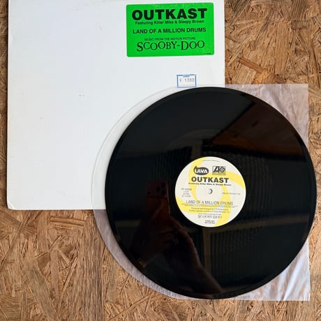 OUTKAST feat. KILLER MIKE & SLEEPY BROWN / Land Of A Million Drums