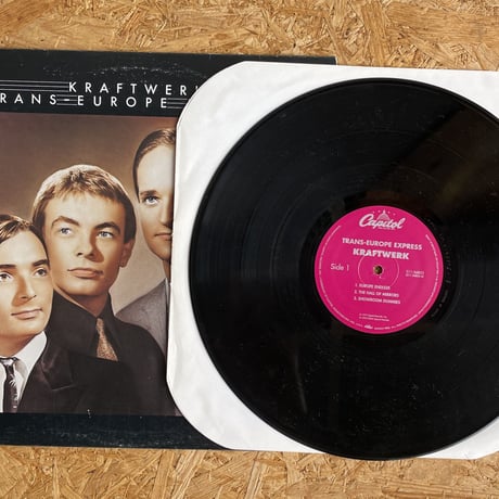 KRAFTWERK / Trans-Europe Express