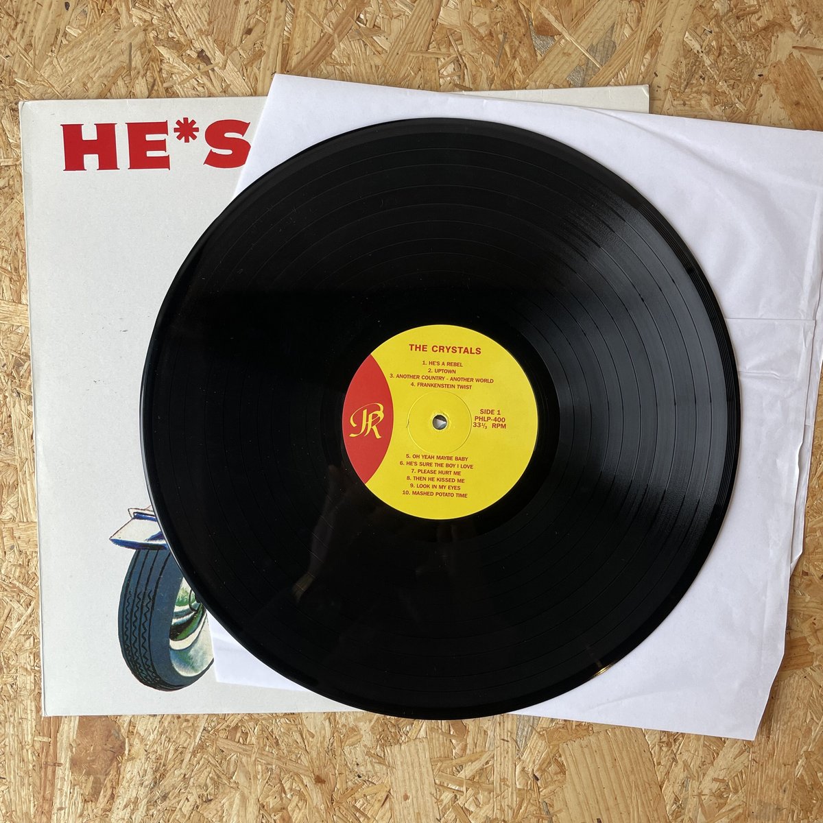 THE CRYSTALS / He's A Rebel | Oscillators Merch