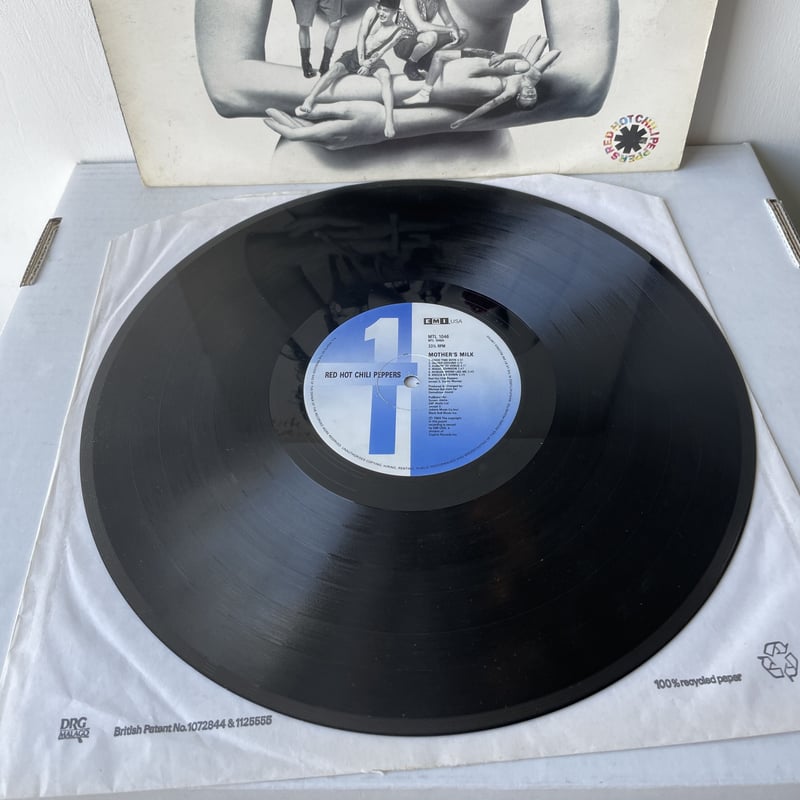 RED HOT CHILIPEPPERS / Mothers Milk | Oscillato