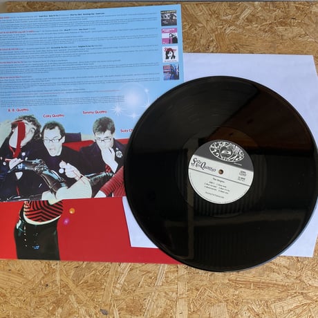 SUZY & LOS QUATTRO / The Singles