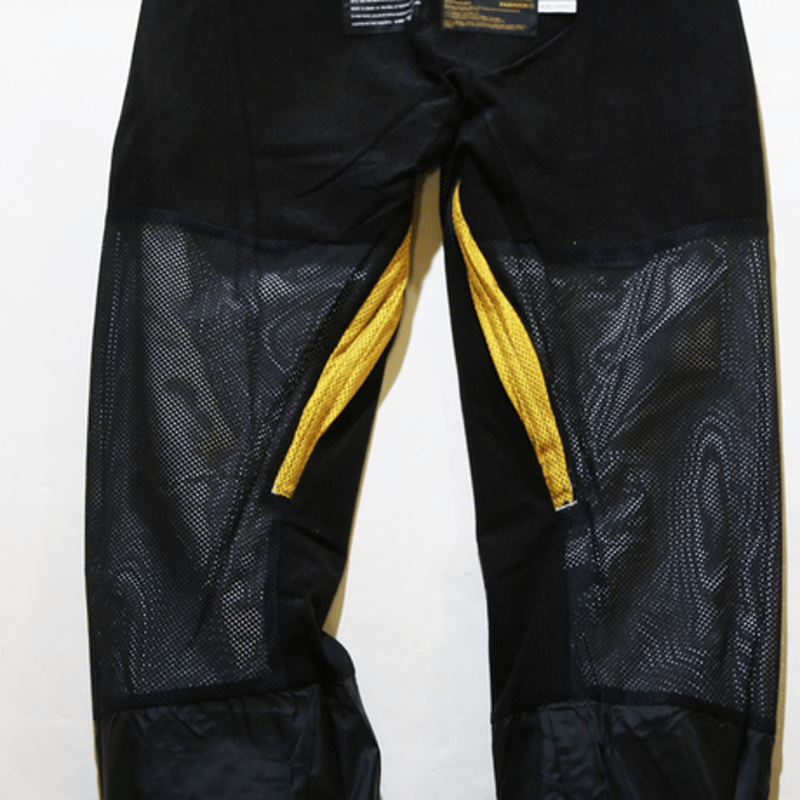 SP-design MEDICOM TOYコラボ Gore-TEX パンツ