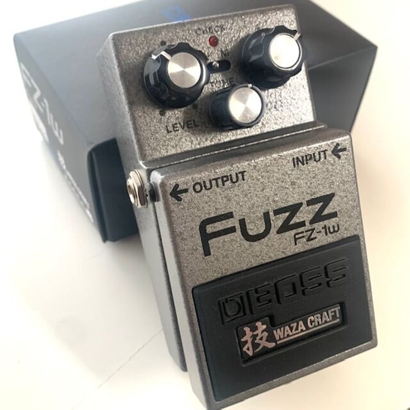 新入荷[中古美品] BOSS FZ-1w 技waza craft ファズ fuzz /送料無料