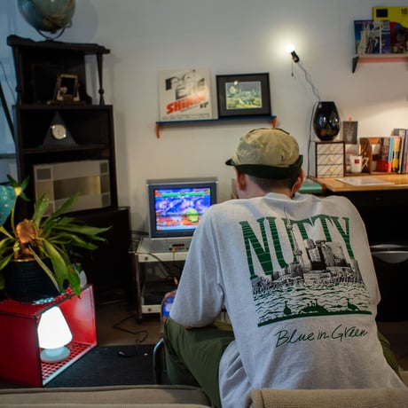 nuttyclothing /  BLUE IN GREEN  T-SHIRT ASH