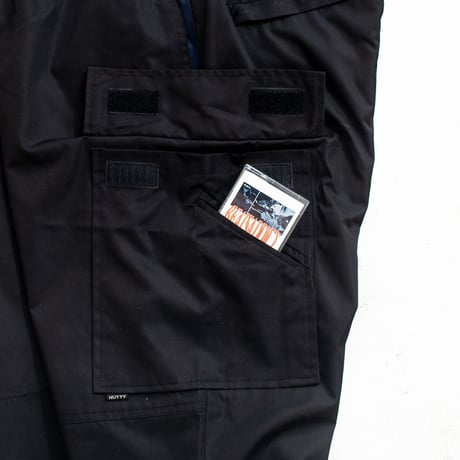 nuttyclothing / Nylon Daily Cargopants Black