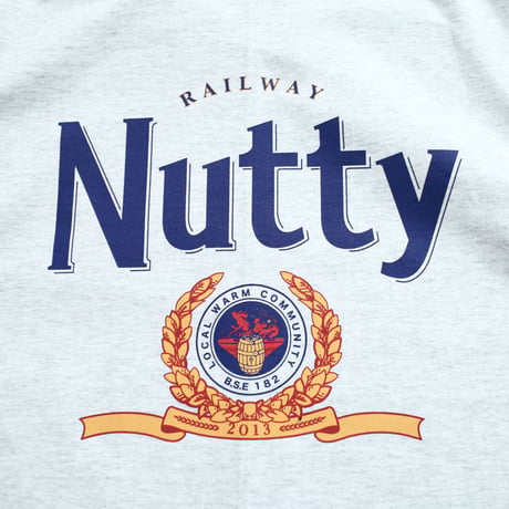 nuttyclothing / Local warm community Hoodie